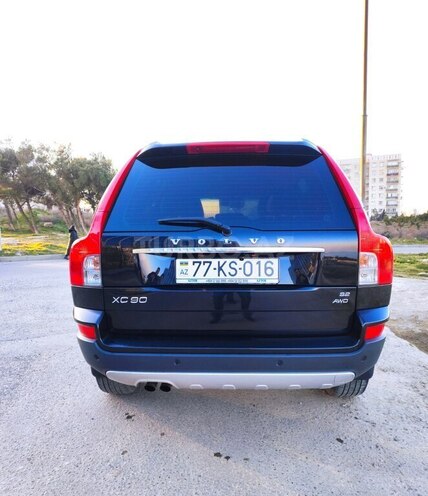 Volvo XC90-10
