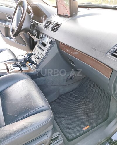 Volvo XC90-16