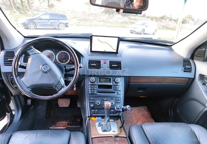 Volvo XC90-19