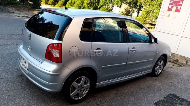 Volkswagen Polo-3