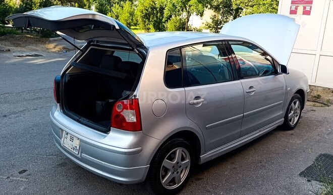 Volkswagen Polo-4