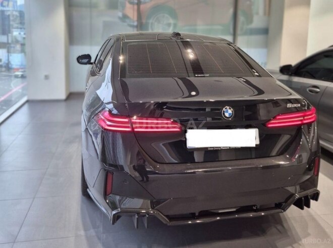 BMW 520-2