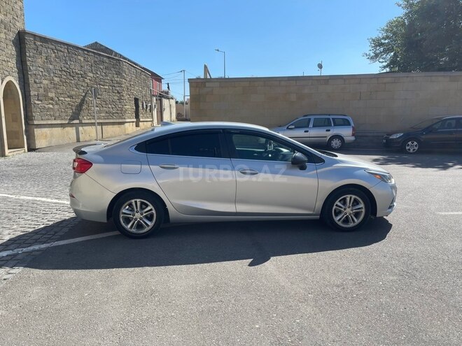 Chevrolet Cruze-6