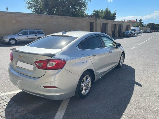Chevrolet Cruze-5