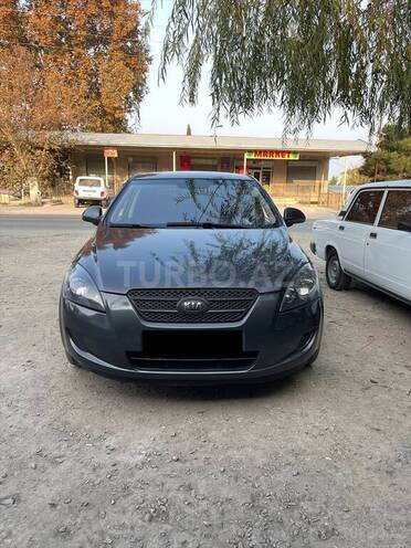 Kia Ceed-1