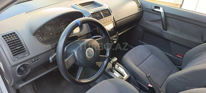 Volkswagen Polo-20