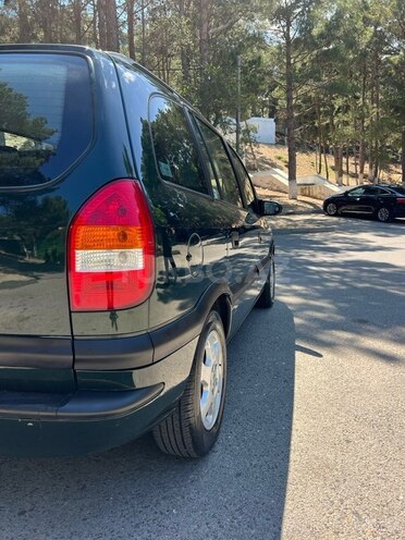 Opel Zafira-7
