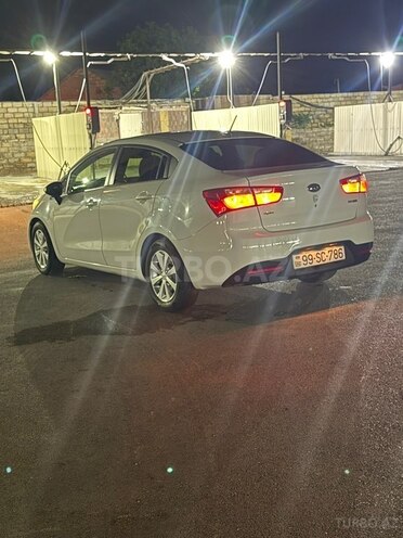 Kia Rio-2