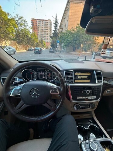 Mercedes ML 350 4MATIC-2