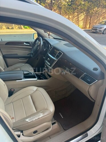 Mercedes ML 350 4MATIC-3
