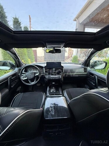 Toyota Land Cruiser-19