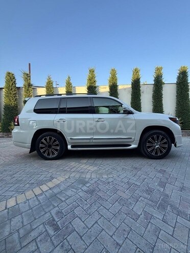 Toyota Land Cruiser-2