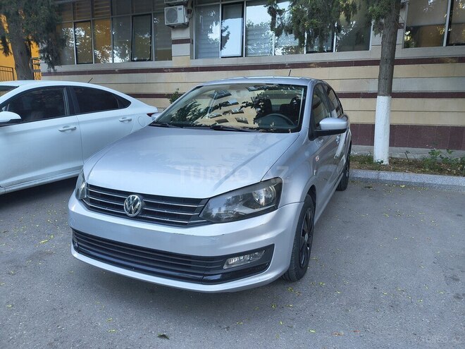 Volkswagen Polo-2