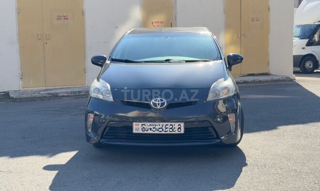 Toyota Prius-2