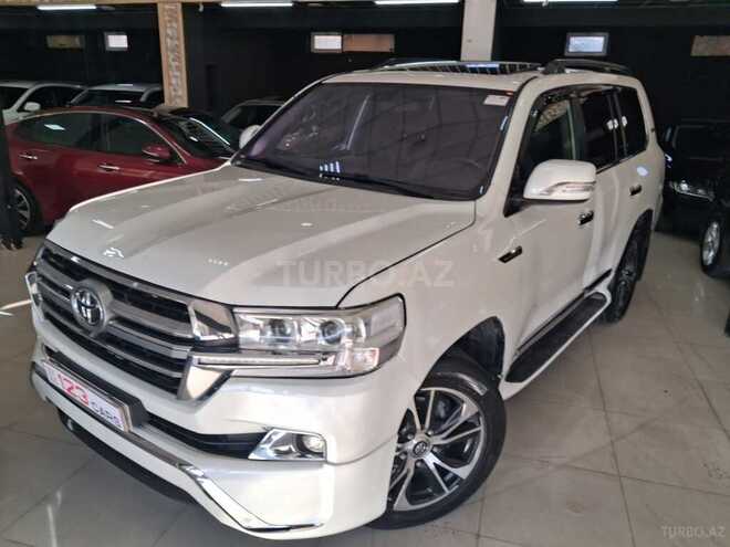 Toyota Land Cruiser-13