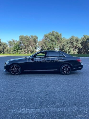 Mercedes E 220-3