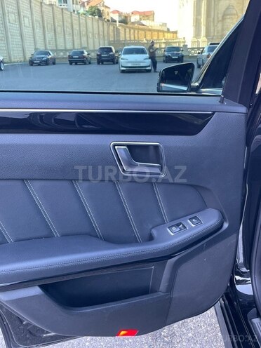 Mercedes E 220-16