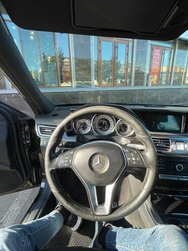 Mercedes E 220-7