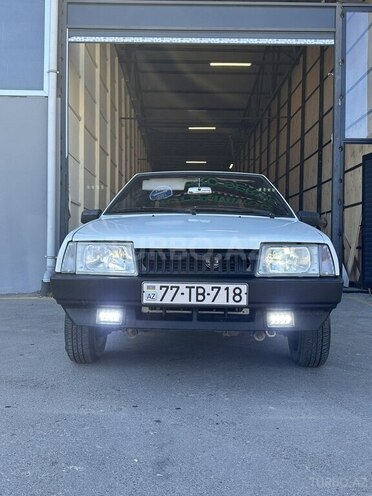 LADA (VAZ) 2108-1