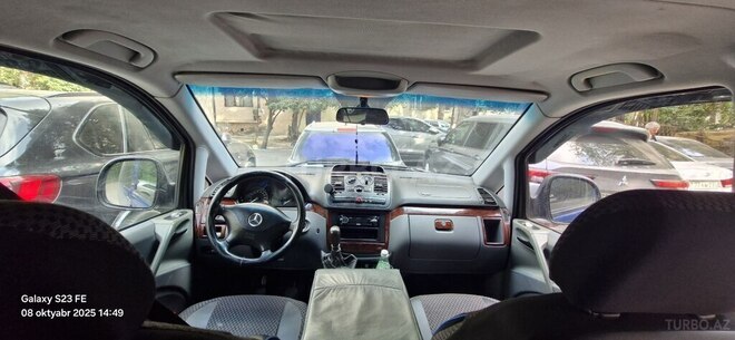 Mercedes Vito 111 CDI-8