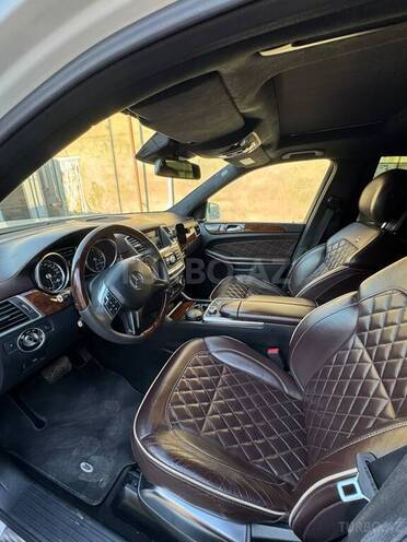 Mercedes GL 500 4MATIC-6