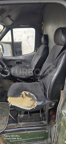 Ford Transit-5