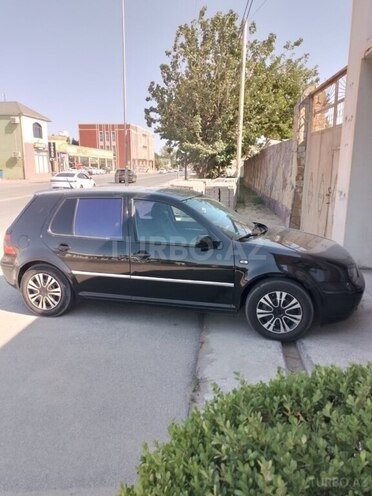 Volkswagen Golf-4