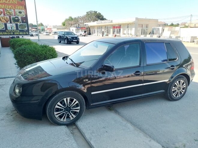 Volkswagen Golf-3