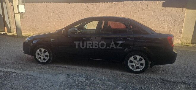 Chevrolet Lacetti-4
