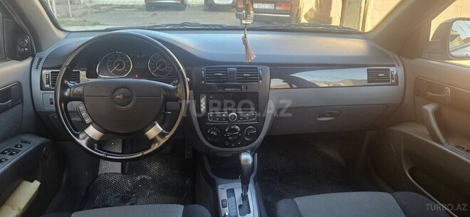 Chevrolet Lacetti-5