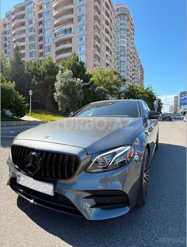 Mercedes E 300-4