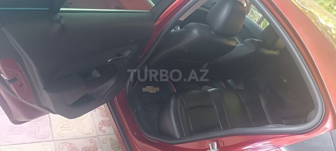 Chevrolet Cruze-14