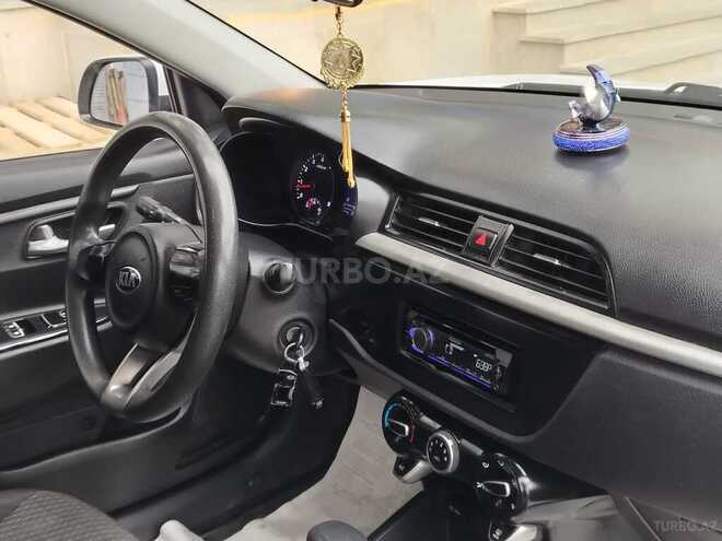 Kia Rio-9