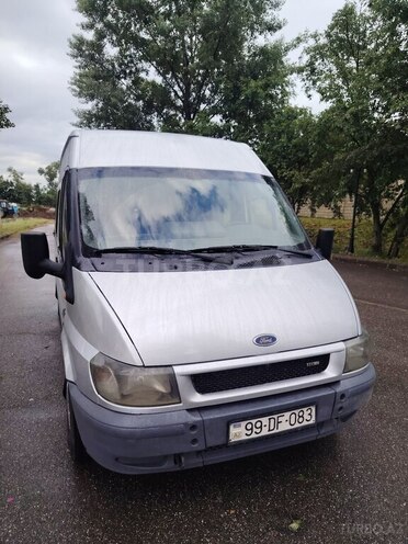 Ford Transit-14