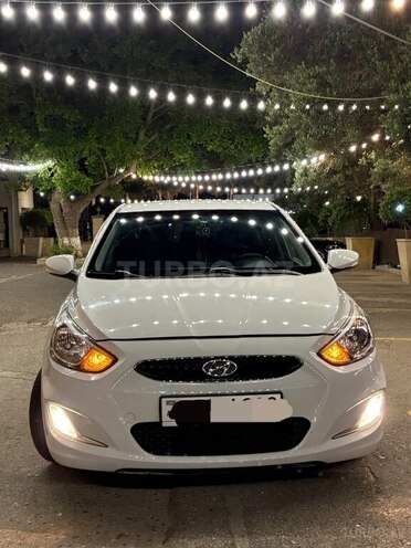 Hyundai Accent-1