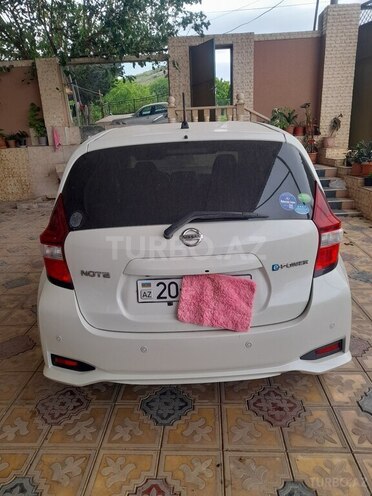 Nissan Note-2
