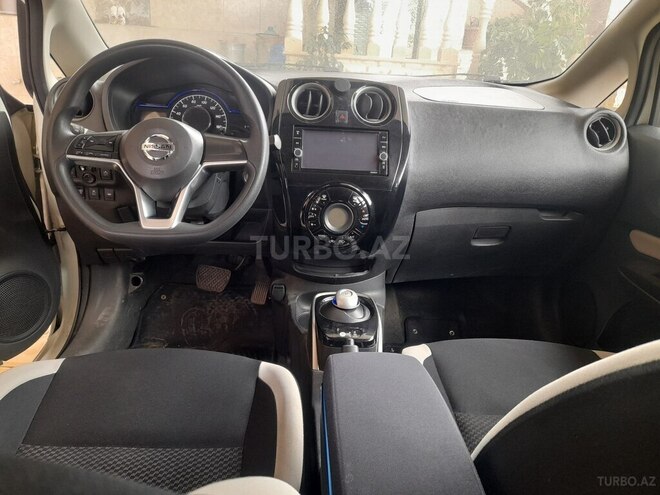 Nissan Note-4