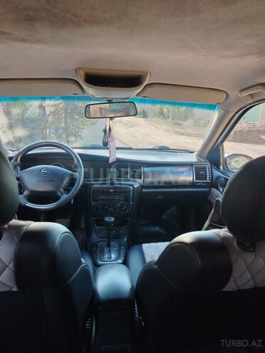 Opel Vectra-3