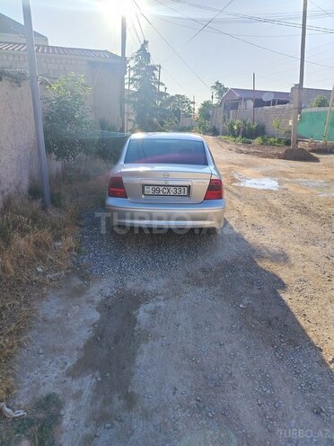Opel Vectra-2
