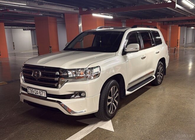 Toyota Land Cruiser-4