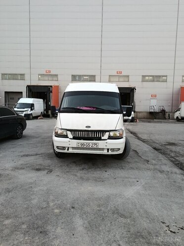 Ford Transit-1