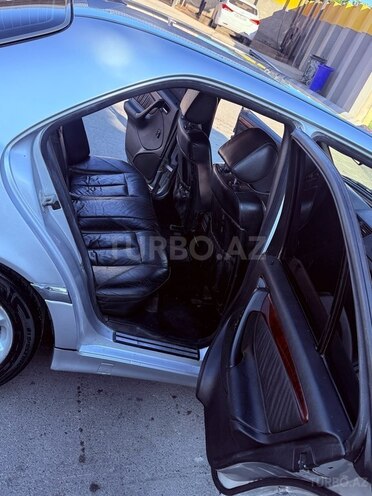 Mercedes C 200-11