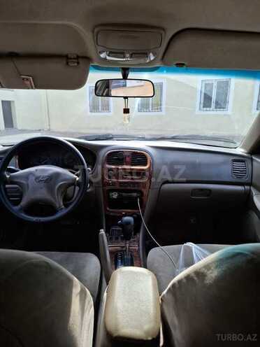Hyundai Sonata-4