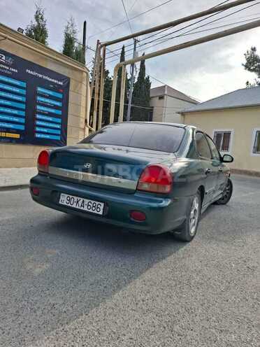 Hyundai Sonata-2