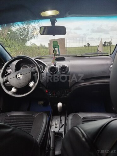 Chevrolet Aveo-4