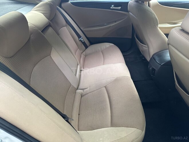 Hyundai Sonata-7