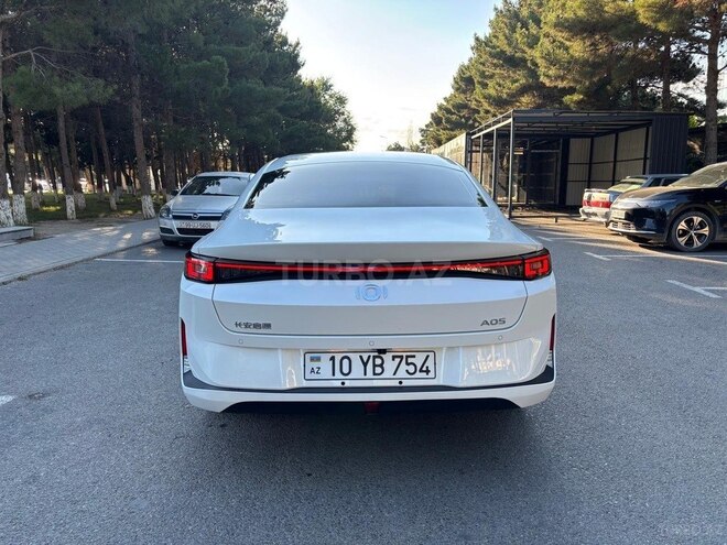Changan Qiyuan A05-4