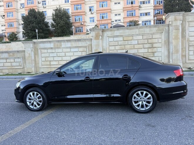 Volkswagen Jetta-4