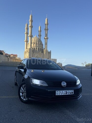 Volkswagen Jetta-8