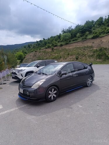Toyota Prius-6